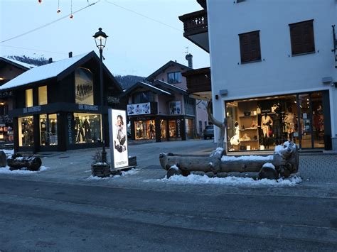 negozio adidas livigno